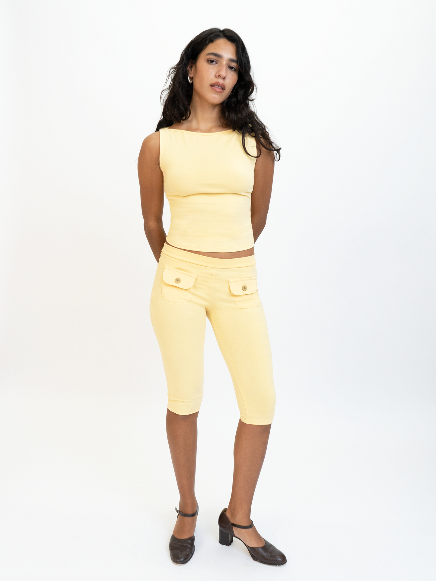 Button Capris