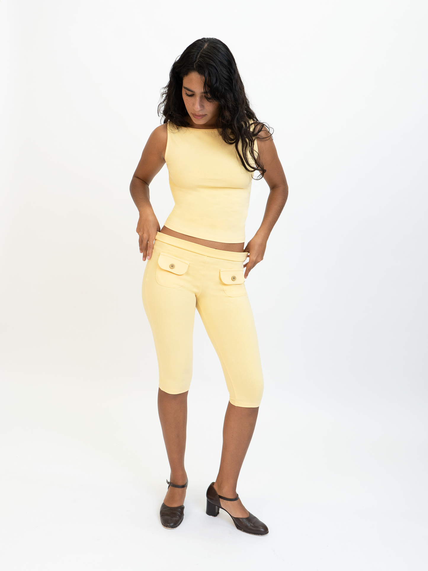 Button Capris