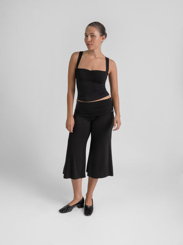 Oddli Flared Gaucho Pant - black