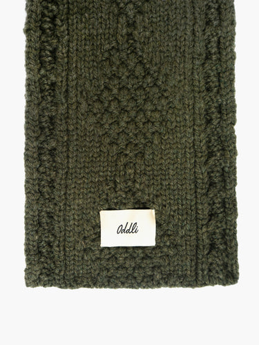 Cable Knit Skinny Scarf