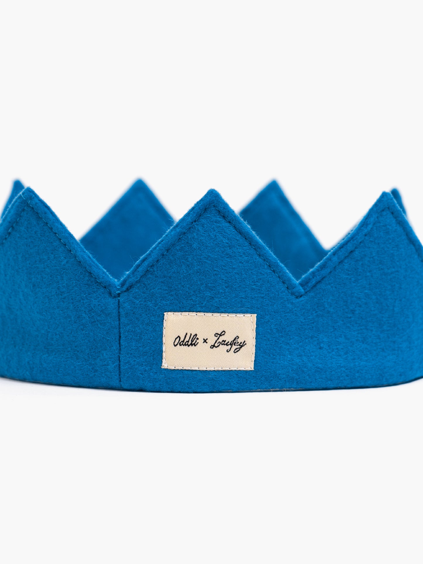 Laufey x Oddli Crown Kit